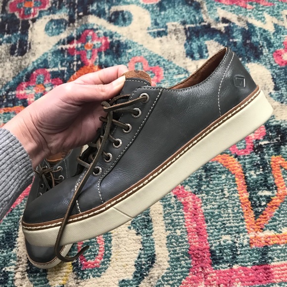 Men’s Sperry Sneaker - Picture 2 of 3